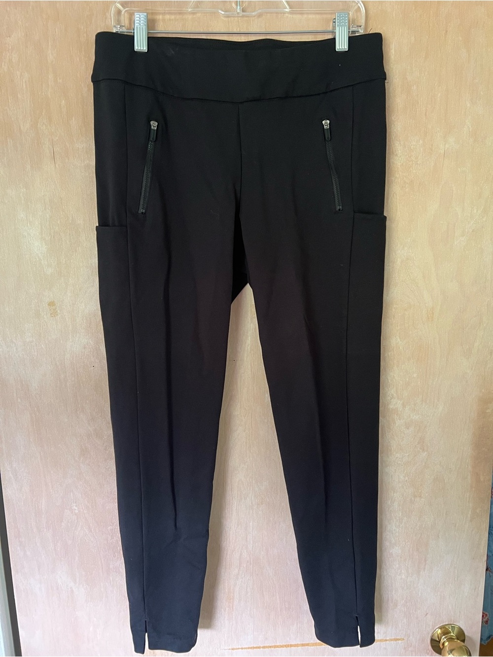 GAIAM Black Ponte Leggings with Zip Pockets